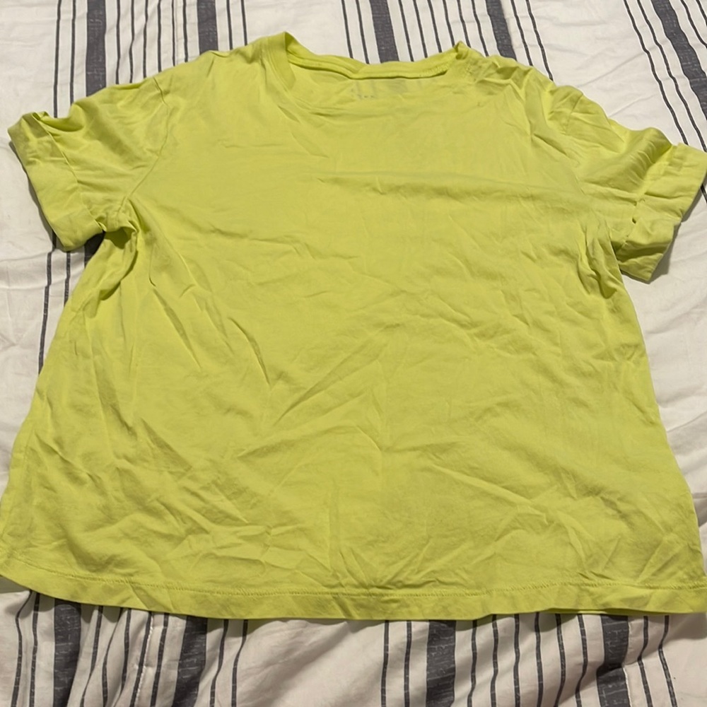 A new day medium tee